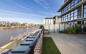 Dockside 8 Kingston Act